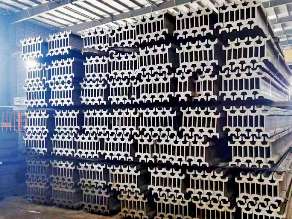 U型钢